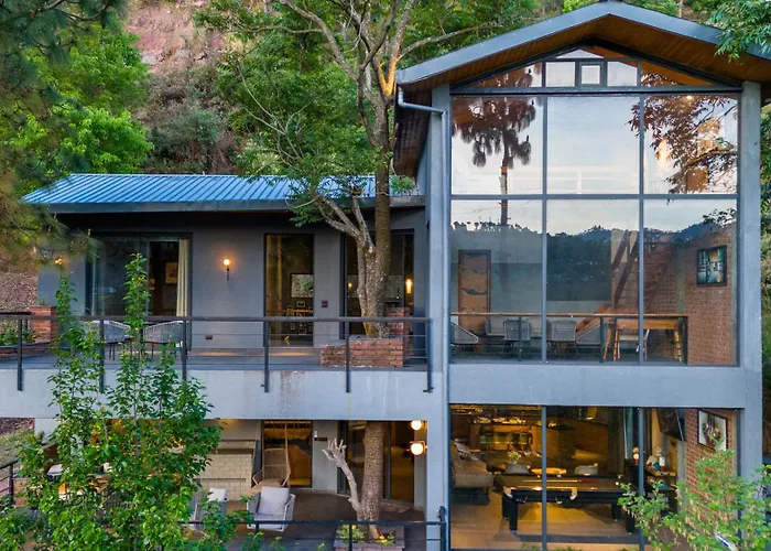 Saffronstays The Hill Abode Kasauli